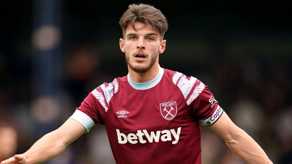 Declan Rice playing for West Ham this season